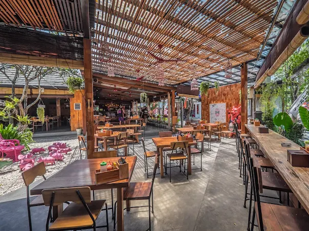 Nuri's 淘氣豬肋排+軟飲